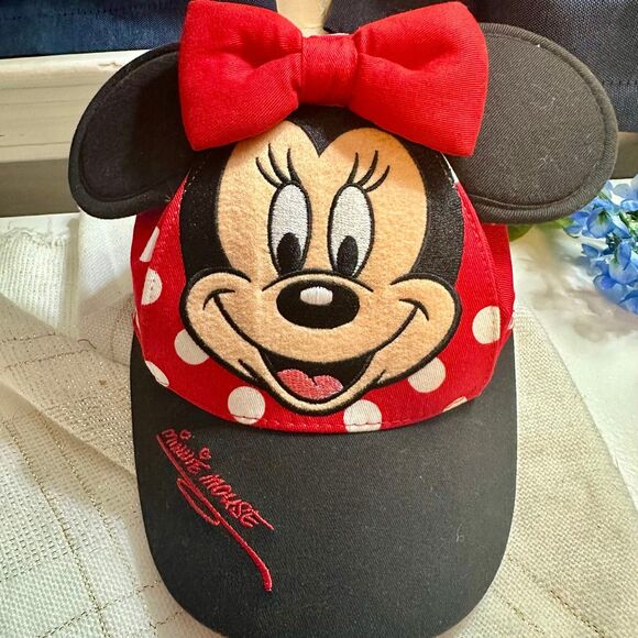 Disney Parks Minnie Mouse Hat - Picture 9 of 9